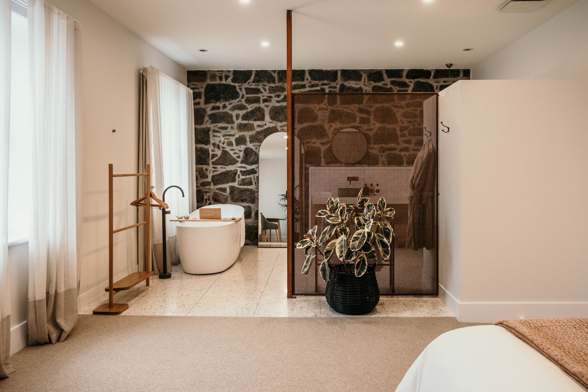 Dusty Suite at Oak & Anchor Hotel, Port Fairy